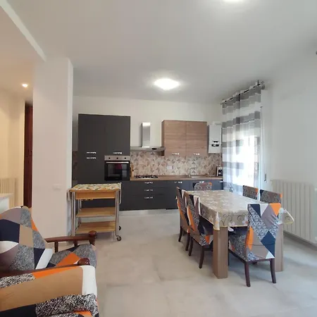 Daire Casa Mare Luigi *
